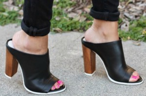 Are "mules" old fashion or in style?