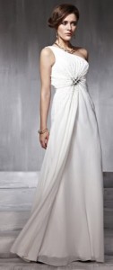 Can you wear a white dress to a black tie event?