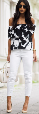 White pants or jeans are quintessential summer style. Once you find the perfect style and fit, they are a chic staple that go with just about everything.
